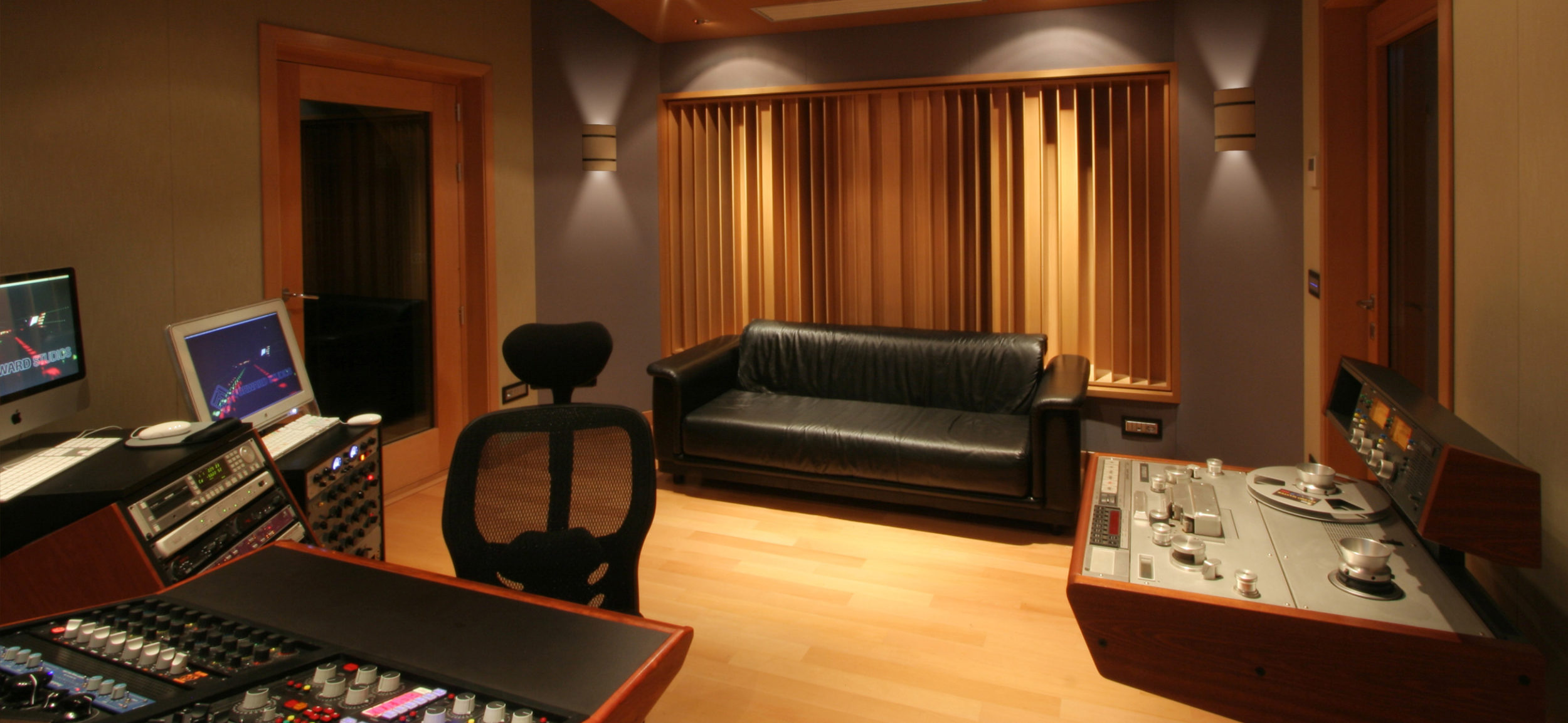 Forward Studios - MasteringWorks - High-End Audio Gear